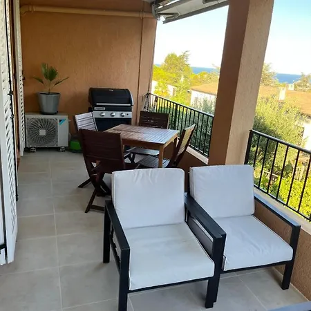 Apartment Les Hauts De Vaugrenier Magnifique 3 Pieces Proche Plage *